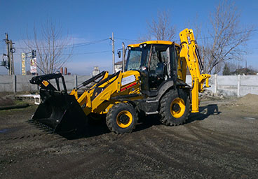 Buldoexcavator JCB 3CX achizitionat cu fonduri europene prin SAB Consulting